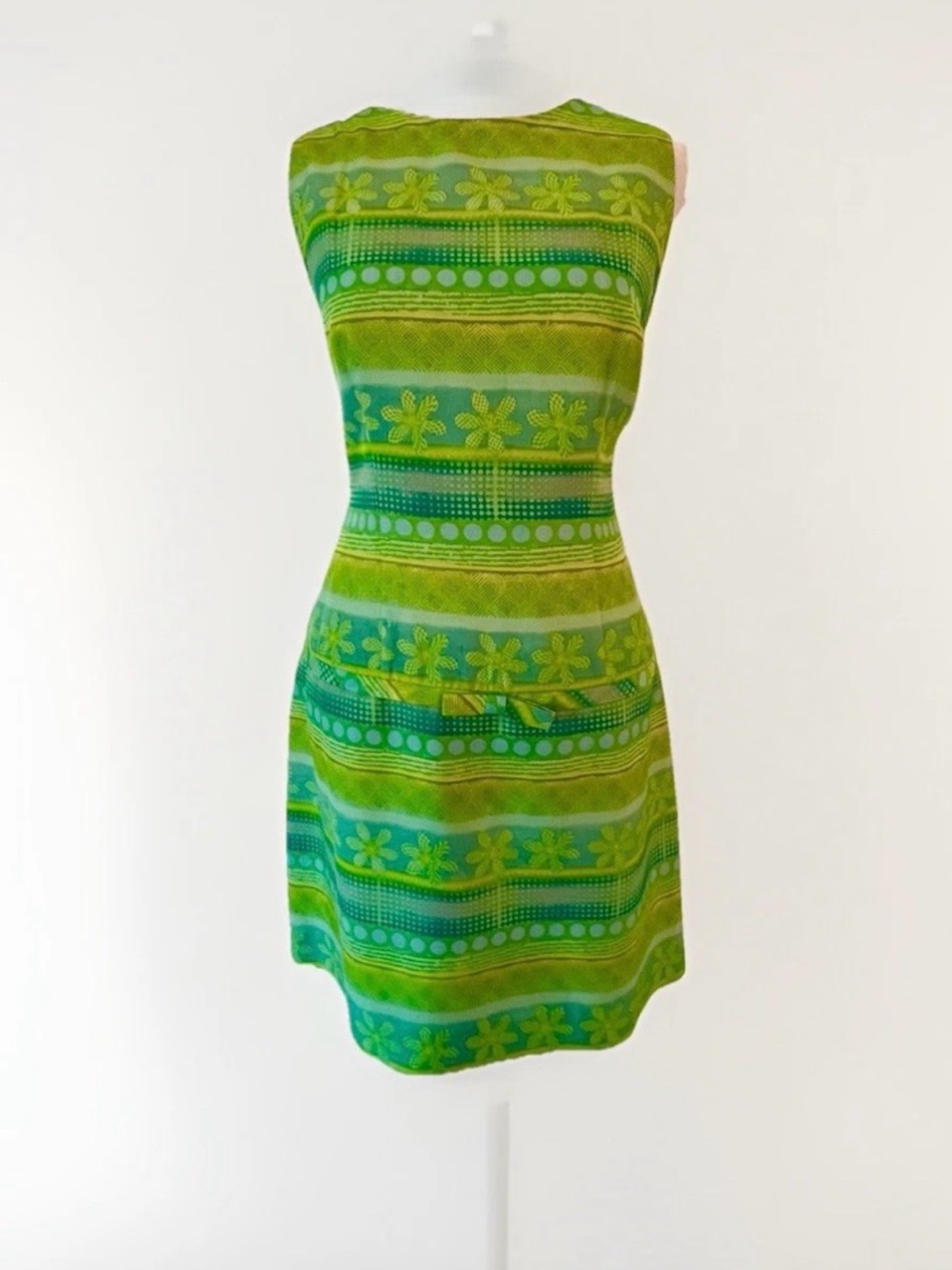A.S.A.P. Saks Fifth Avenue Silk 60’s Mod Tiki Sleeveless Shift Dress Size 6